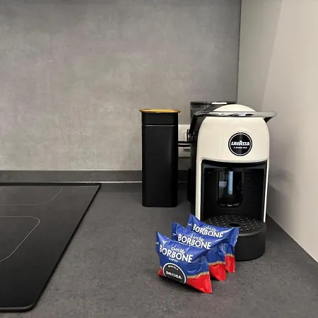 C&l Riva Blu - Garage And Ac 西维尔诺瓦·马尔凯