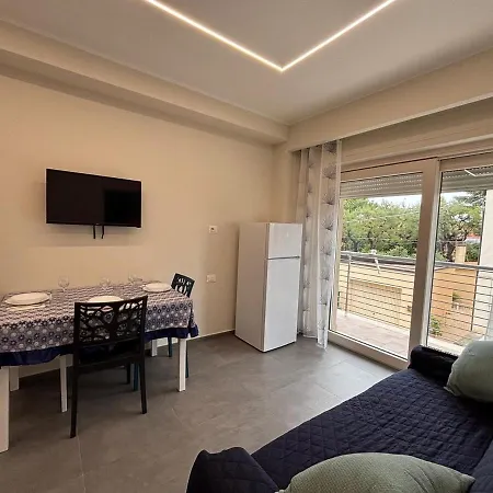 C&l Riva Blu - Garage And Ac Apartment